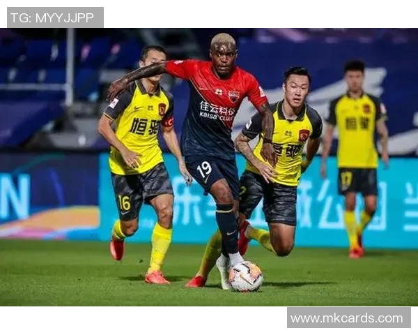 广州足球队阵地战体系解析与战术创新探讨