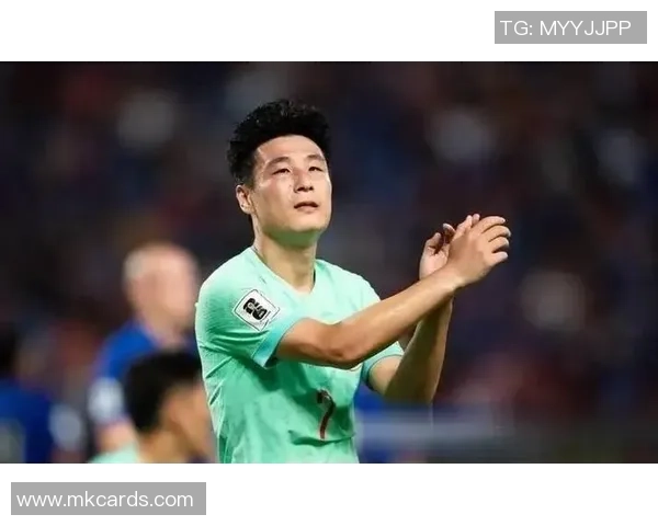 被打巴掌的足球明星背后的故事与荣耀之路 被打巴掌的足球明星背后的故事与荣耀之路